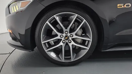 Ford 머스탱 GT 2015 5