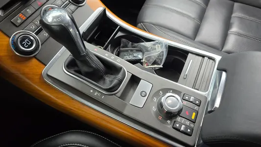 Land Rover 레인지로버 스포츠 V8 5.0 SC HSE 2011 8