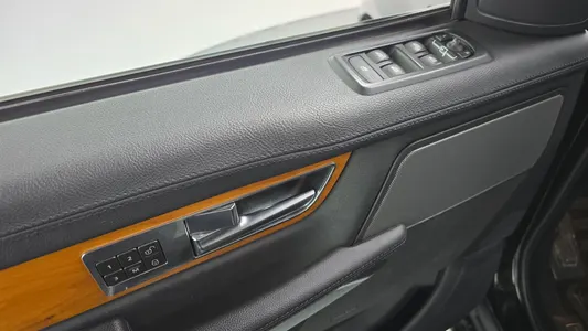 Land Rover 레인지로버 스포츠 V8 5.0 SC HSE 2011 19
