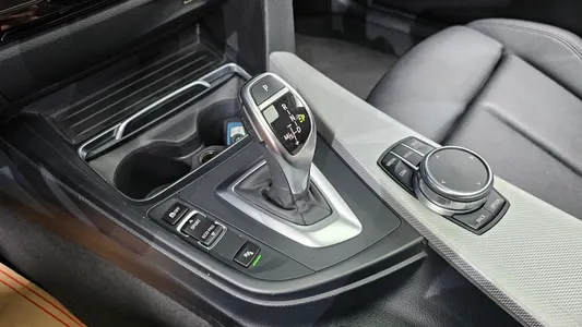 BMW 3 Series (F30) 320i M 2018 9
