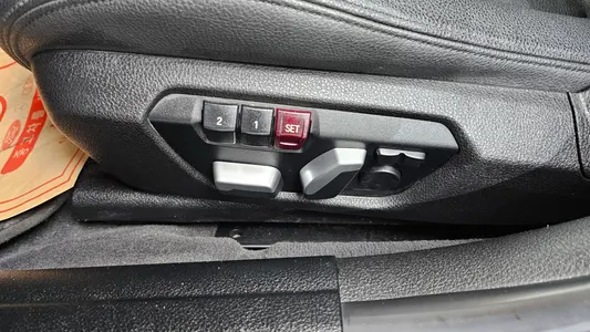 BMW 3 Series (F30) 320i M 2018 29