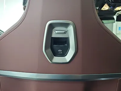 BMW i7 (G70) M70 xDrive 2023 14