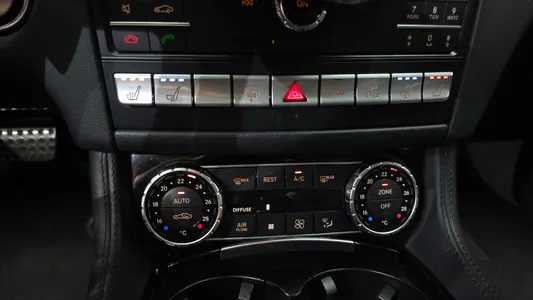 Mercedes-Benz CLS-Class W218 CLS63 AMG 4MATIC 2017 31