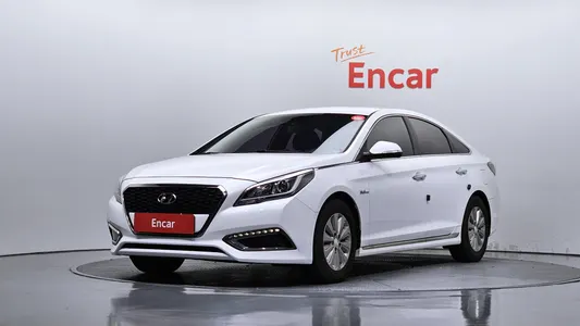 Hyundai LF 2.0 HEV 2016
