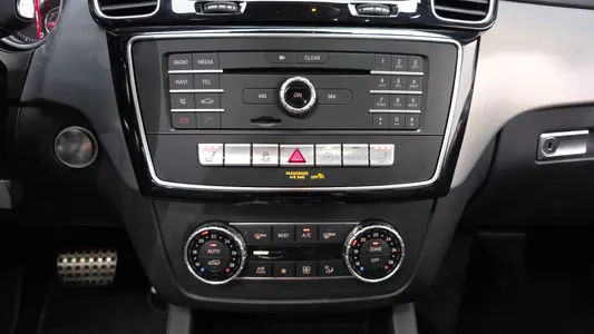 Mercedes-Benz GLE-Class W166 GLE350 d 4MATIC 2017 15