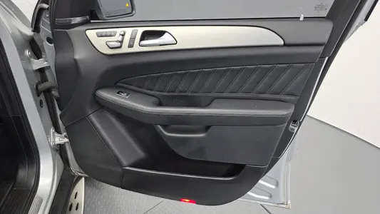 Mercedes-Benz GLE-Class W166 GLE350 d 4MATIC 2017 24