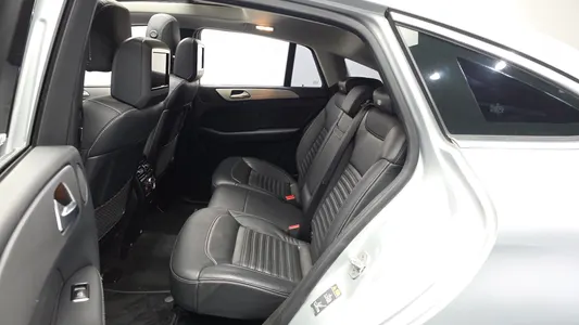 Mercedes-Benz GLE-Class W166 GLE350 d 4MATIC 2017 26
