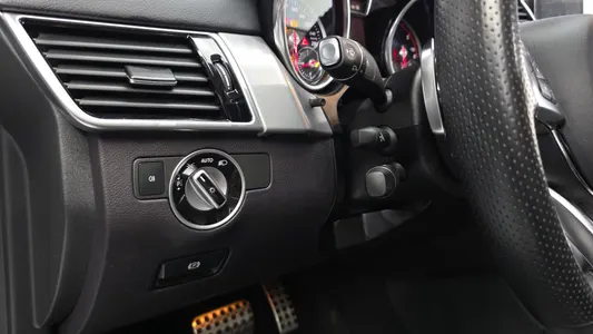 Mercedes-Benz GLE-Class W166 GLE350 d 4MATIC 2017 32