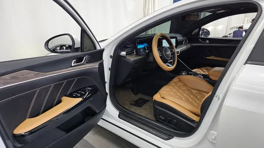 Kia K5 3 2022 10