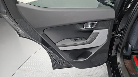 Polestar 2 2022 26