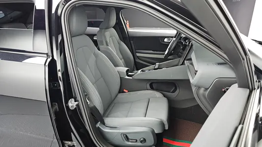 Polestar 2 2022 27