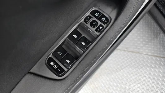 Polestar 2 2022 30