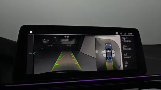 BMW 5 Series (G30) 530e M 2022 13