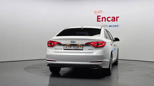 Hyundai LF 2.0 2015 4