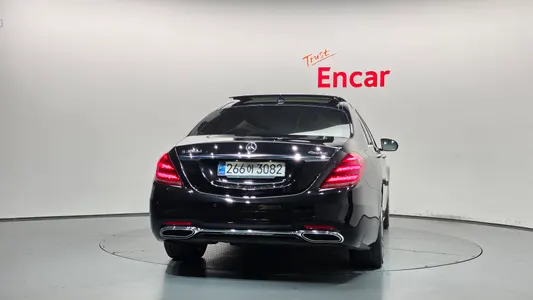 Mercedes-Benz S-Class W222 S350 d 4MATIC AMG Line 2020 4
