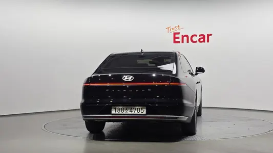 Hyundai (GN7) 2025 4