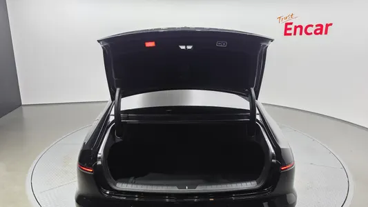 Hyundai (GN7) 2025 27