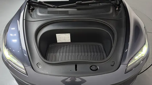 Tesla 3 AWD 2024 6