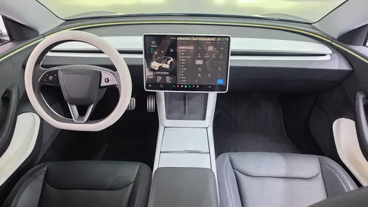 Tesla 3 AWD 2024 7
