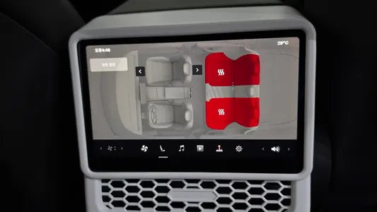 Tesla 3 AWD 2024 33