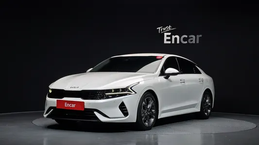 Kia K5 3 2021