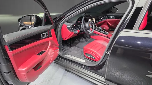 Porsche (971) 2.9 AWD 2021 10