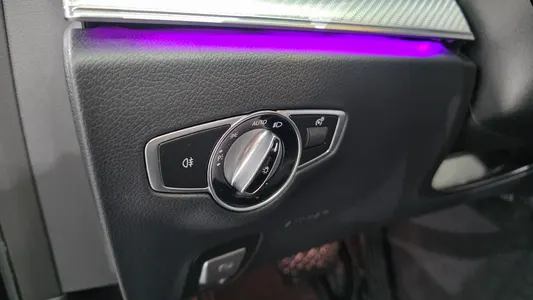 Mercedes-Benz E-Class W213 E350 4MATIC 2021 27