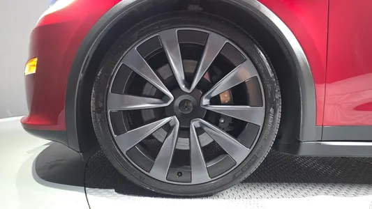 Tesla X AWD 2024 5