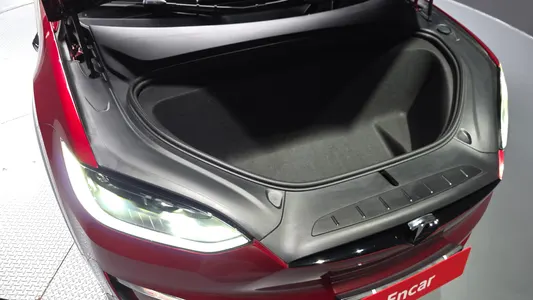 Tesla X AWD 2024 6