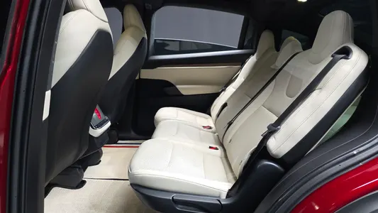 Tesla X AWD 2024 12