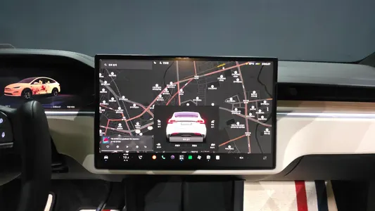 Tesla X AWD 2024 14