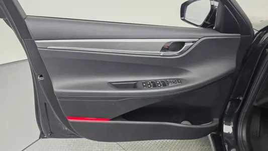 Hyundai IG 2021 24