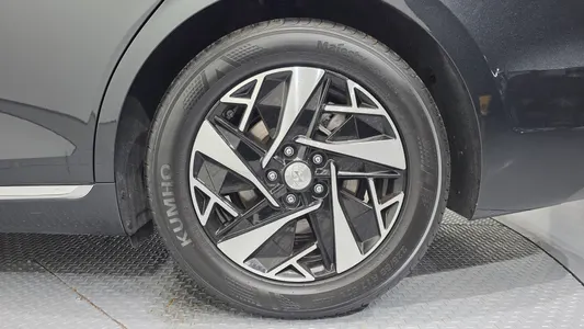 Hyundai IG 2021 21