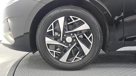 Hyundai IG 2022 5