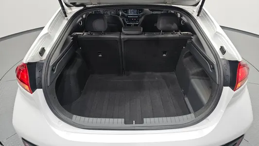 Hyundai 아이오닉 하이브리드 I 2016 31