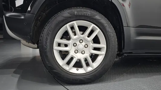 Land Rover (L663) 110 D240 S 2020 5