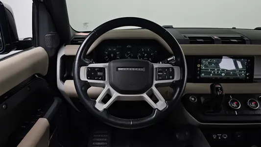 Land Rover (L663) 110 D240 S 2020 12