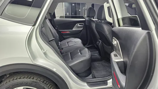 Kia 니로 플러스 2022 12