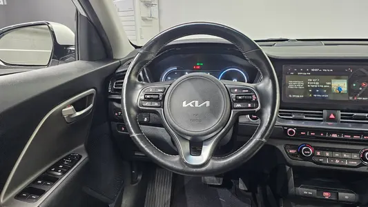 Kia 니로 플러스 2022 13