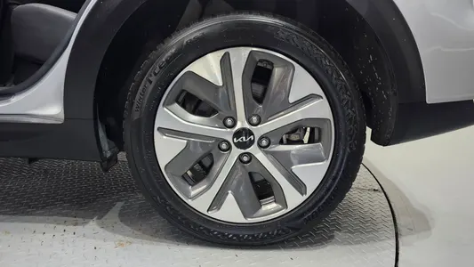 Kia 니로 플러스 2022 21