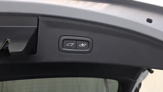 Polestar 2 2022 32
