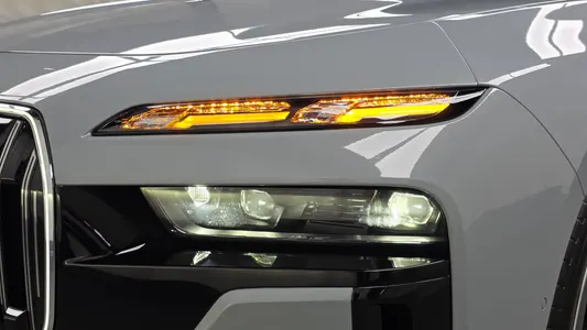 BMW 7 Series (G70) 740i sDrive M 2023 22