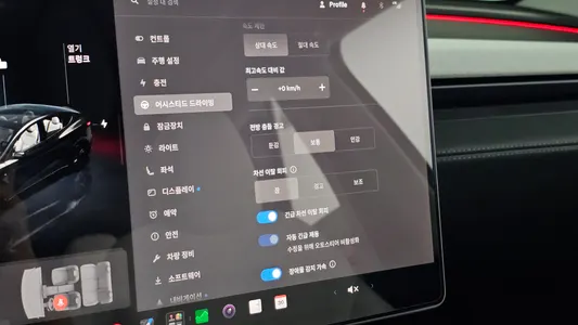Tesla Y AWD 2025 30