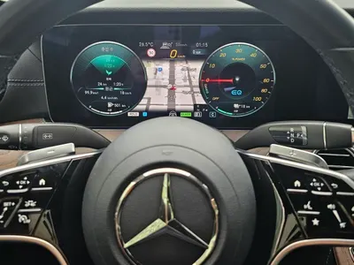 Mercedes-Benz E-Class W213 E300e 4MATIC 2022 8