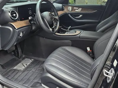 Mercedes-Benz E-Class W213 E300e 4MATIC 2022 16