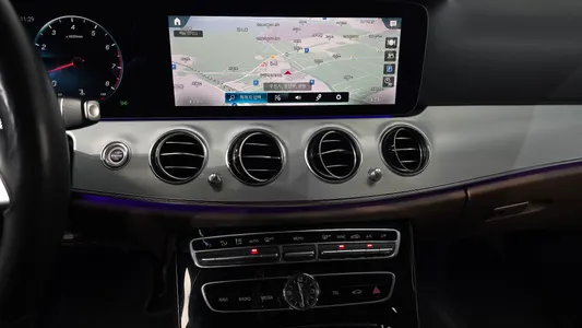 Mercedes-Benz E-Class W213 E250 2020 12