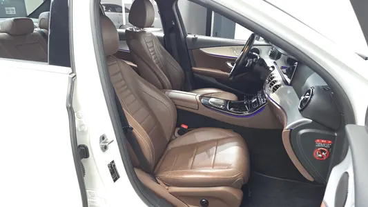 Mercedes-Benz E-Class W213 E250 2020 26