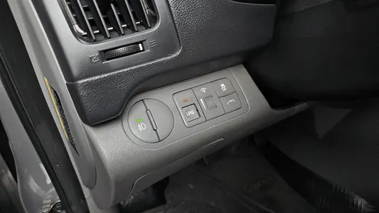 Hyundai Grand Starex 12 LPi 2017 18