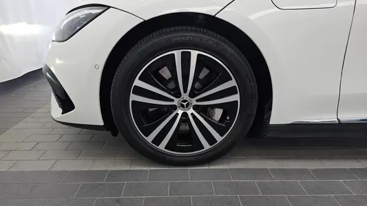 Mercedes-Benz EQE V295 EQE300 2023 5