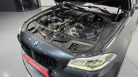 BMW M5 (F10) M5 2016 6